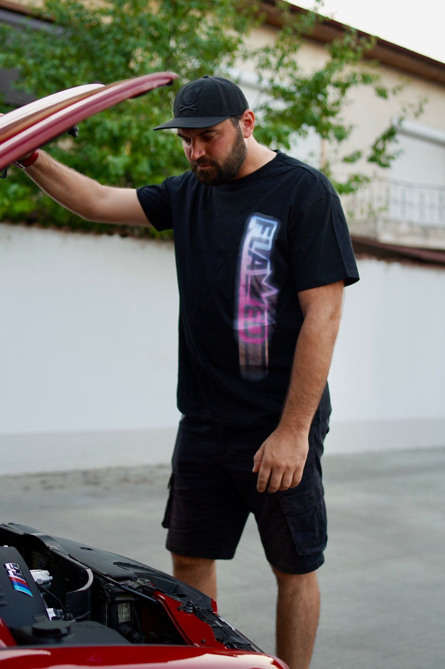 BLACK FADED TEE